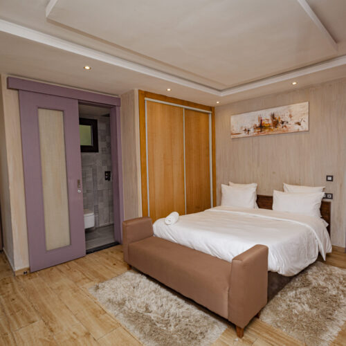 PRINCELY SUITE I